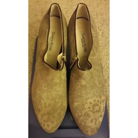 Taryn Rose Beige w/Brown Patten Leather Ankle Boots  NWOB SIZE 41.5 ~ 10.5 US - Picture 2 of 7